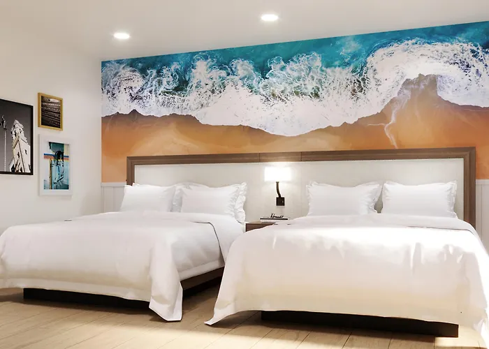 Del Mar Beach Hotel